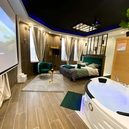 Apartamento Capsule Egypte - Jacuzzi - Sauna - Billard - Netflix&home Cinéma - Nintendo Switch&jeu -