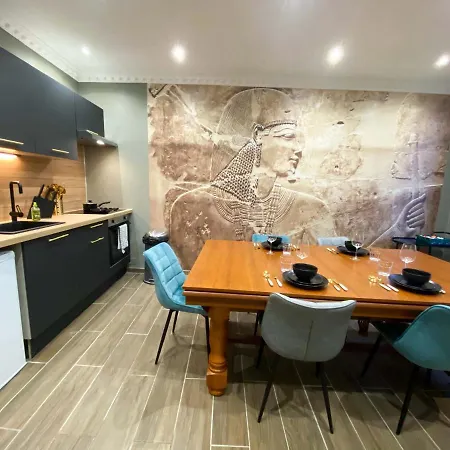 Capsule Egypte - Jacuzzi - Sauna - Billard - Netflix&home Cinéma - Nintendo Switch&jeu - Apartamento