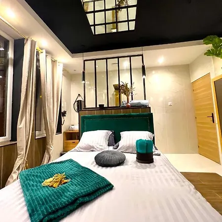 Capsule Egypte - Jacuzzi - Sauna - Billard - Netflix&home Cinéma - Nintendo Switch&jeu - Apartamento Crespin (Nord)