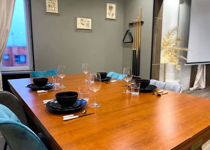 Capsule Egypte - Jacuzzi - Sauna - Billard - Netflix&home Cinéma - Nintendo Switch&jeu - Appartement